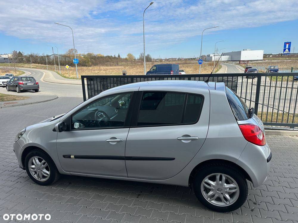Renault Clio 1.5 dCi Extreme - 10