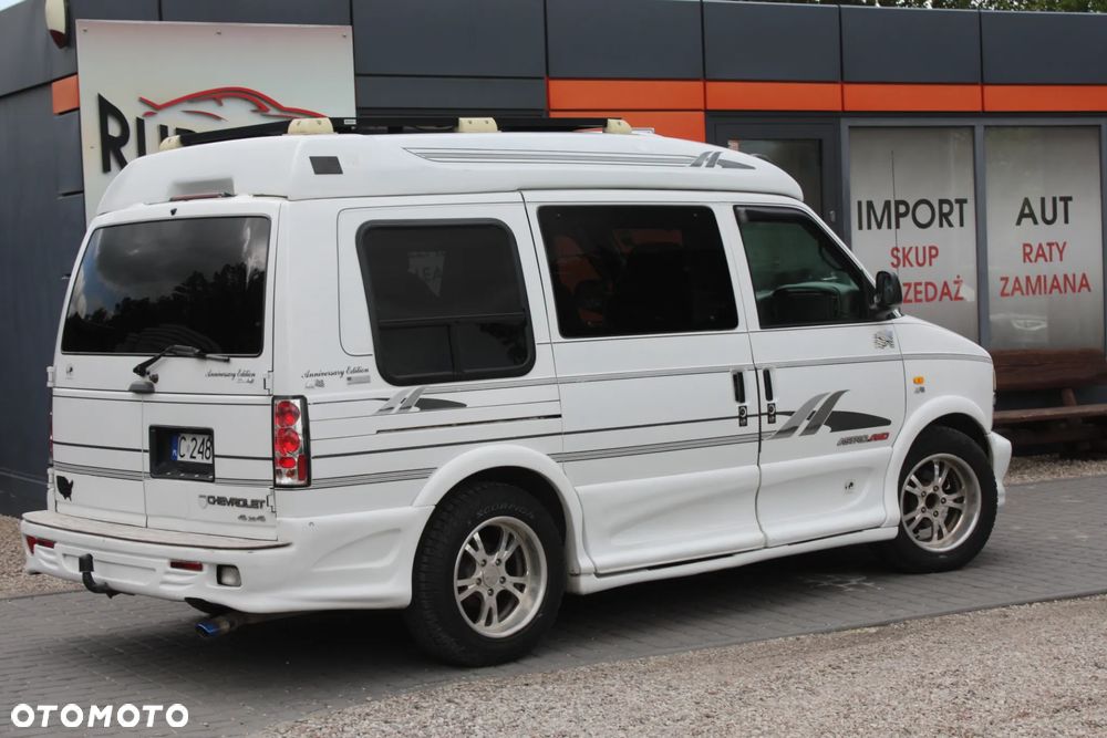 Chevrolet Astro 4.3i V6 - 4