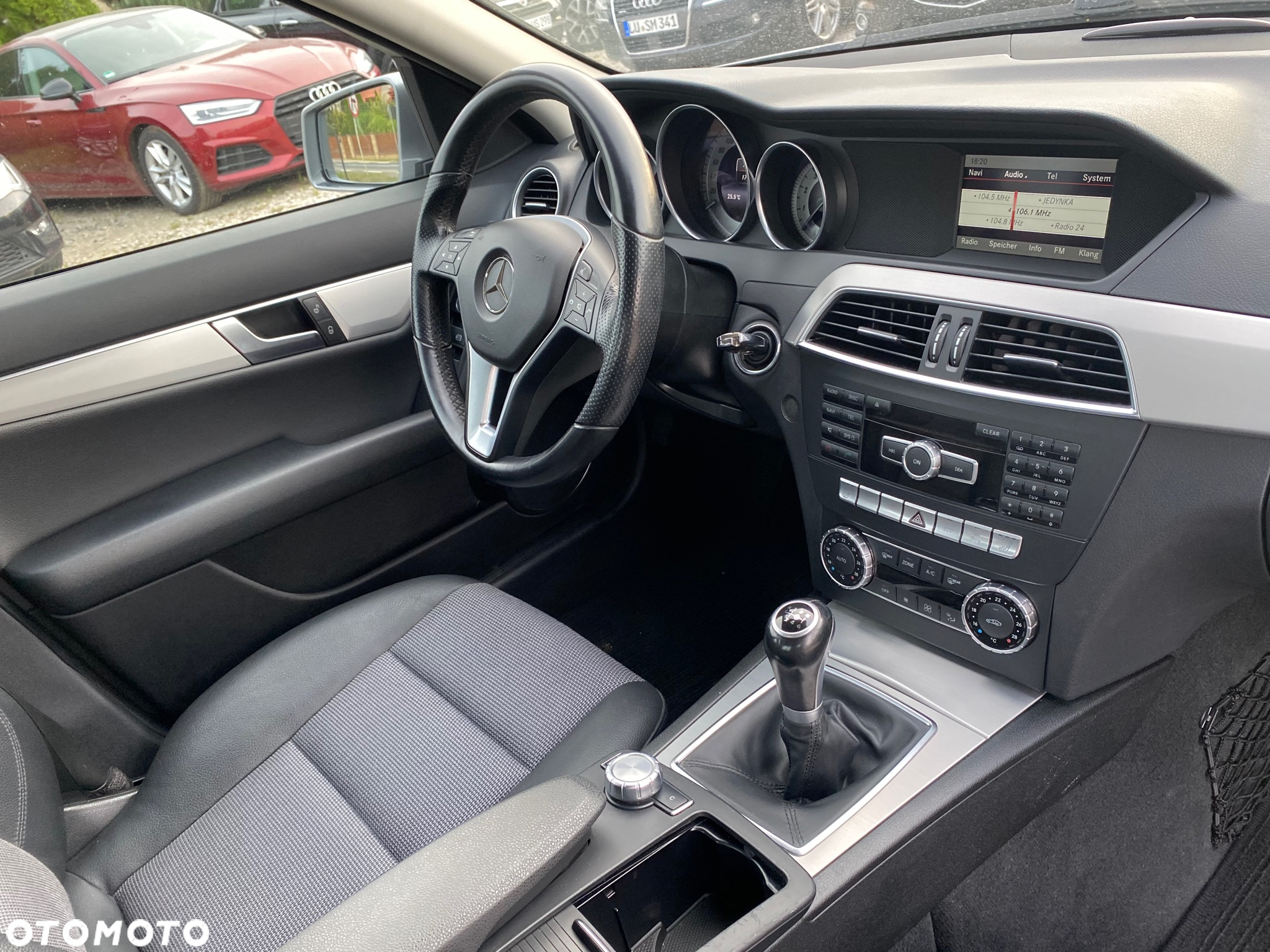 Mercedes-Benz Klasa C 180 (BlueEFFICIENCY) Avantgarde - 21
