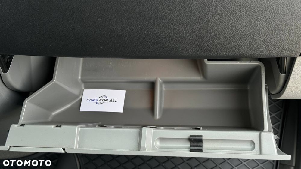 Mercedes-Benz Sprinter - 14