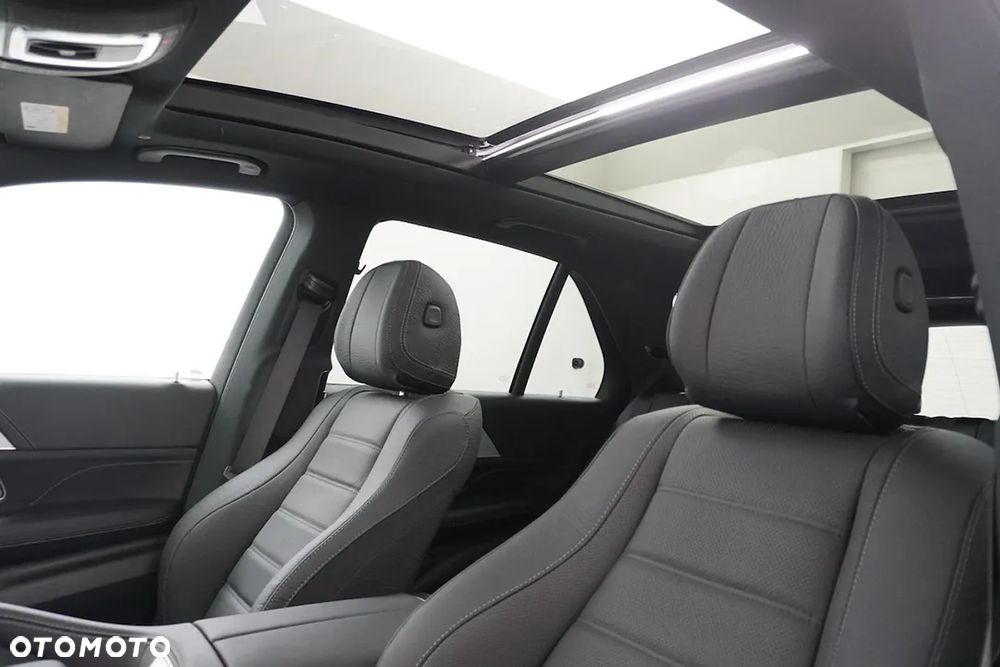 Mercedes-Benz GLE - 10
