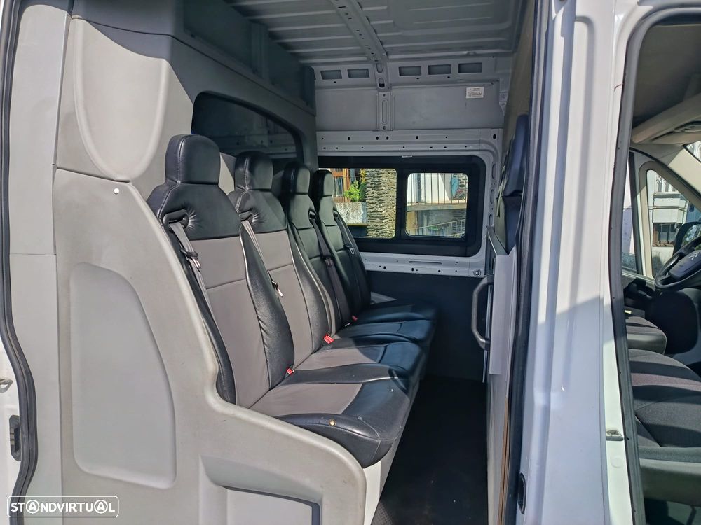 Citroën Jumper 2.0 HDI 130cv L2H2 **7 Lugares** - 7