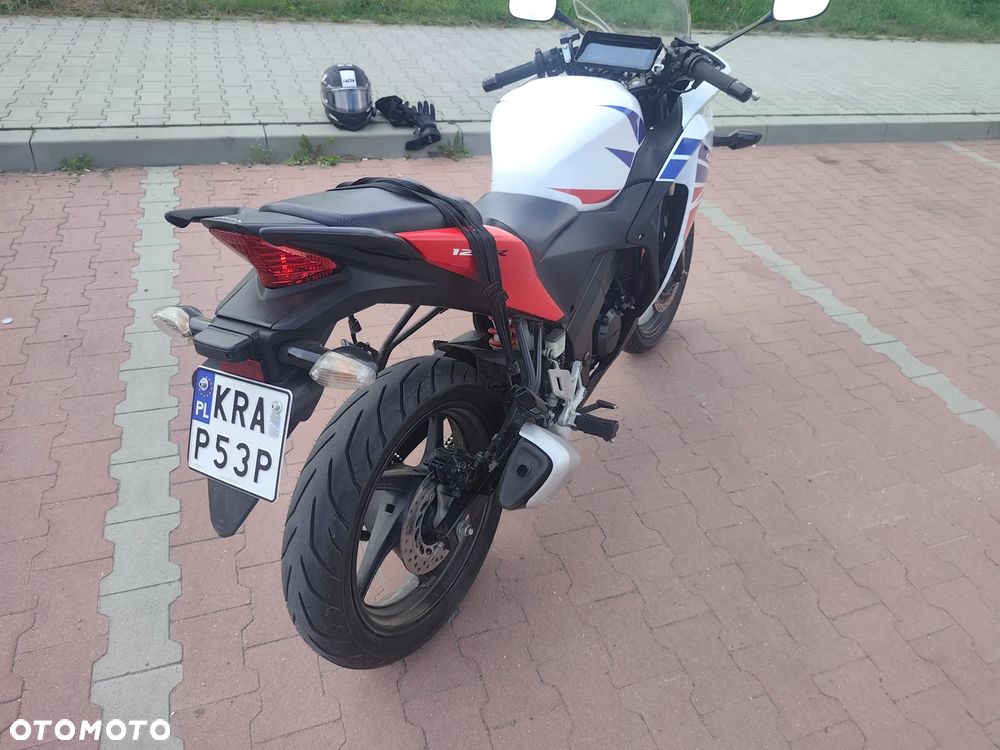 Honda CBR - 6