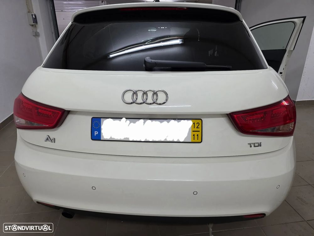 Audi A1 Sportback 1.6 TDI Advance - 2
