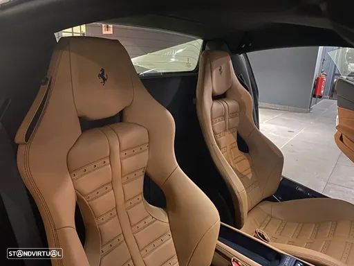 Ferrari F8 Tributo Spider - 17
