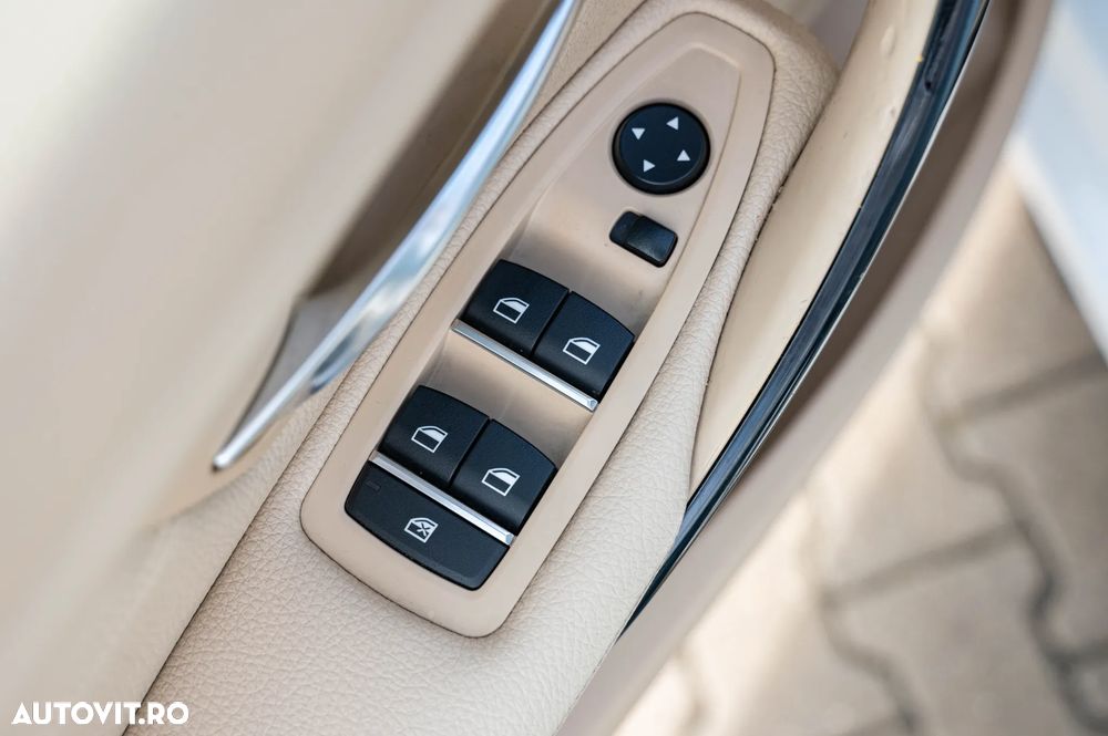 BMW Seria 3 320d Sport-Aut. Efficient Dynamics Edition Luxury Line - 22