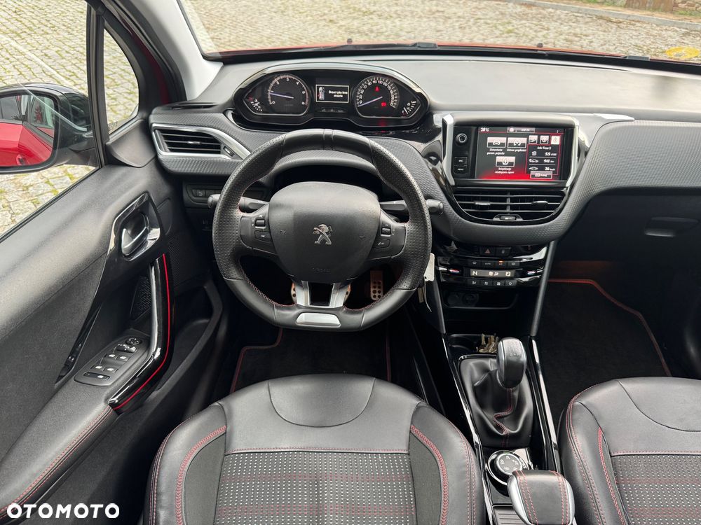 Peugeot 2008 - 32