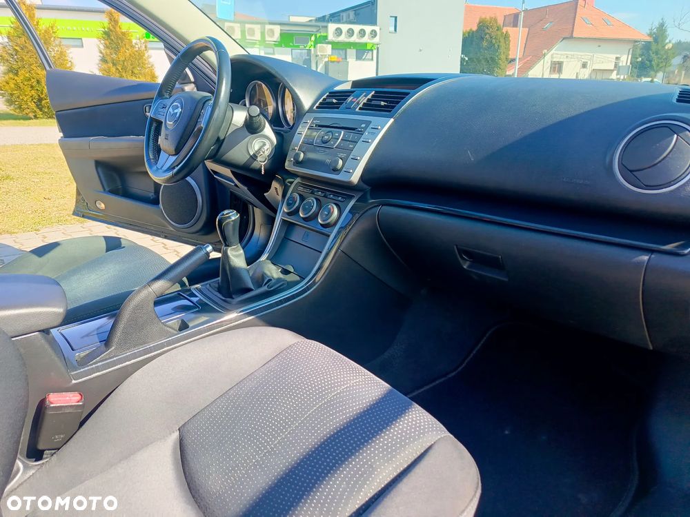 Mazda 6 Sport 1.8 Comfort - 34