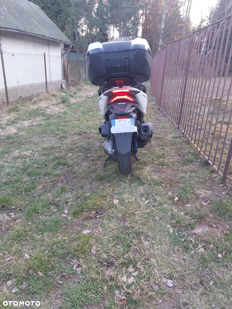 Honda NSS - 16