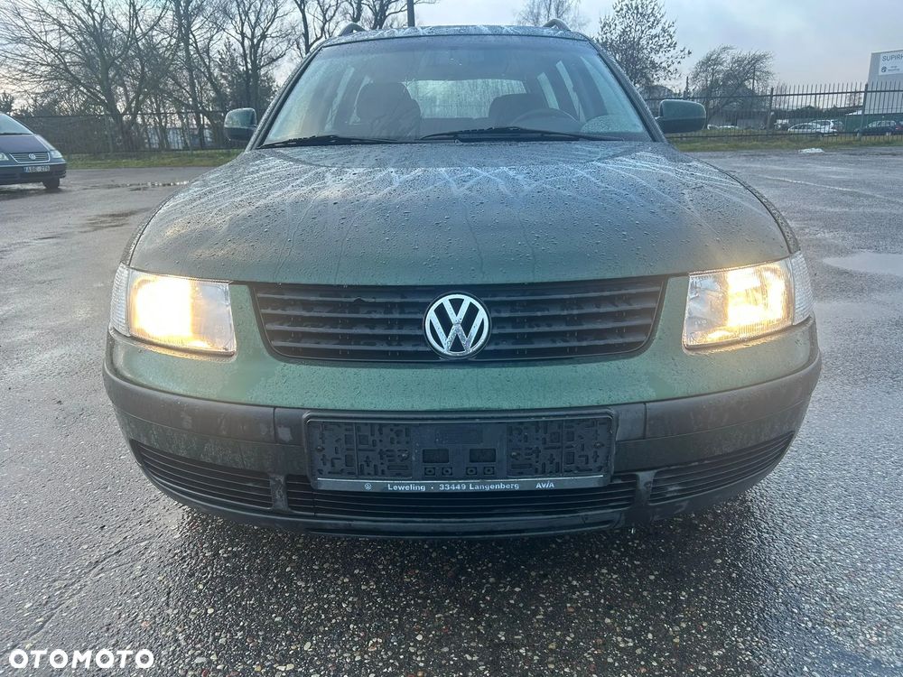 Volkswagen Passat 1.9 TDI Comfortline - 9