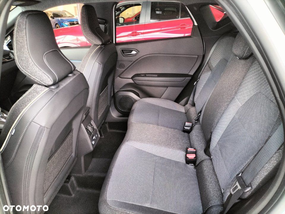 Mitsubishi ASX - 10