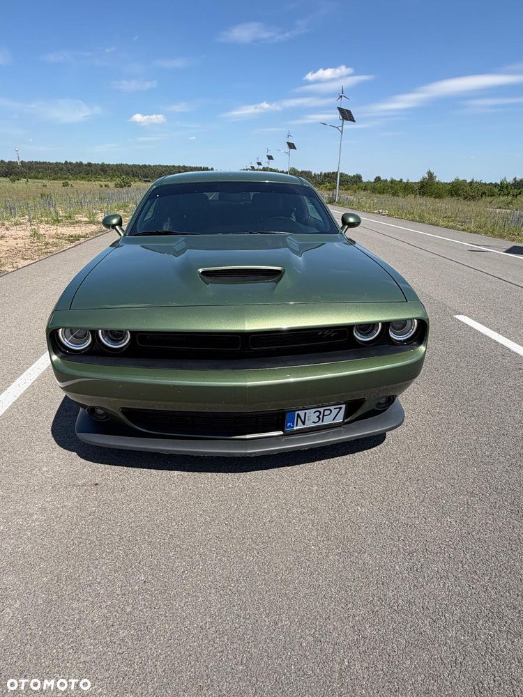 Dodge Challenger 5.7 R/T - 10