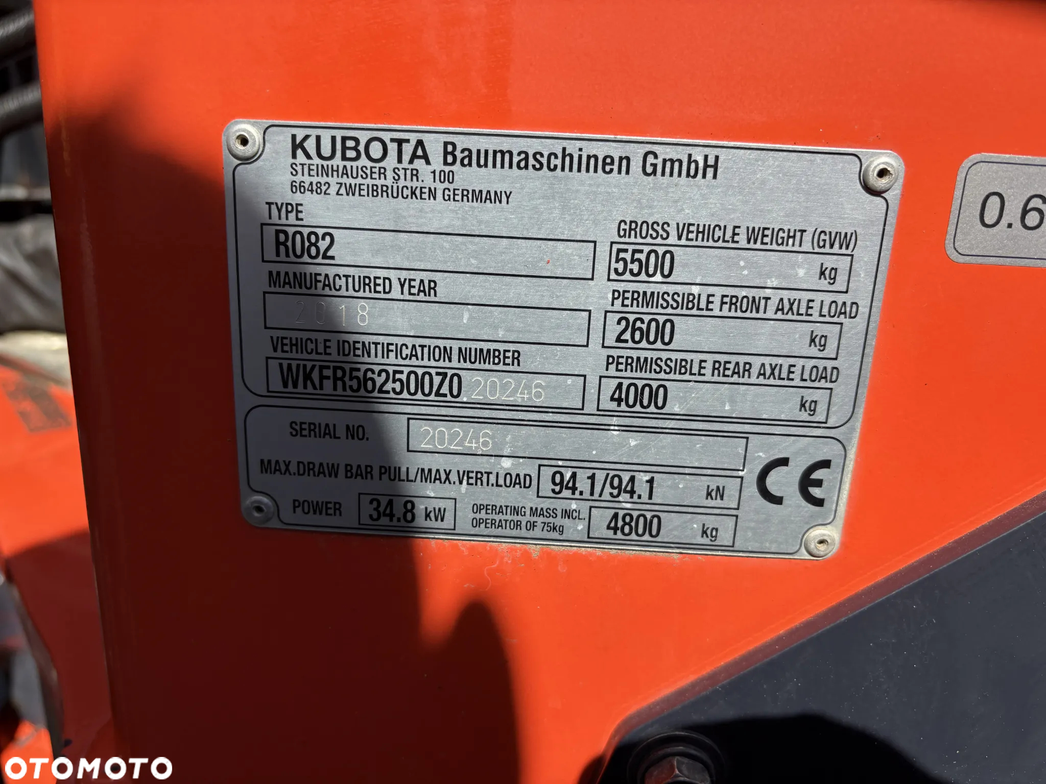 Kubota R082 - 24