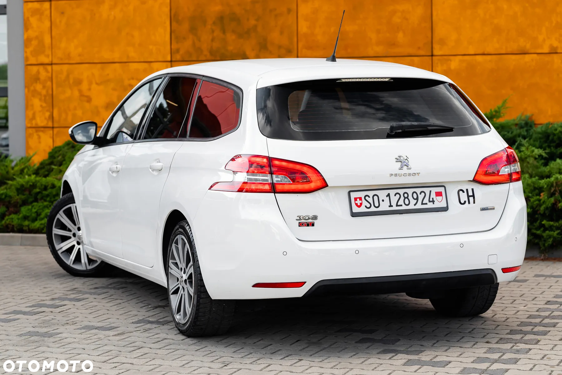 Peugeot 308 SW PureTech 130 Allure - 12