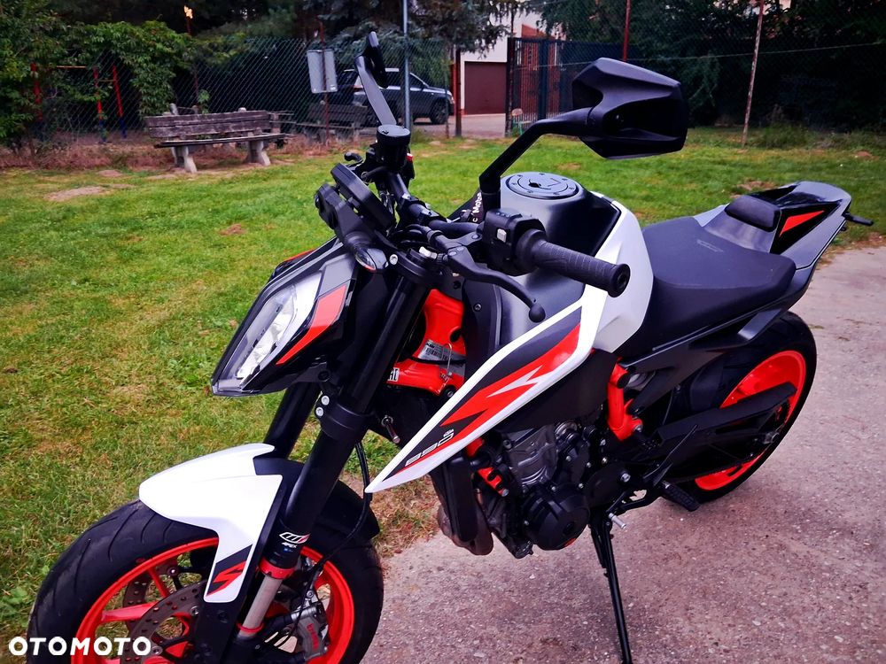 KTM DUKE 890 - 8