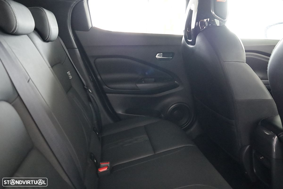 Nissan Juke 1.0 DIG-T Tekna - 21