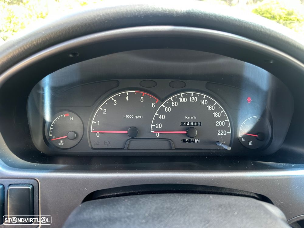 Hyundai Trajet 2.0 CRDi GLS - 14