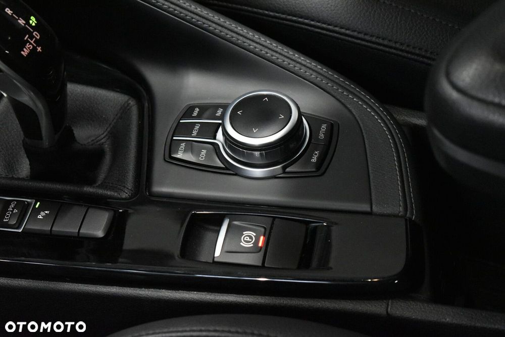 BMW X1 sDrive18i Sport Line - 21