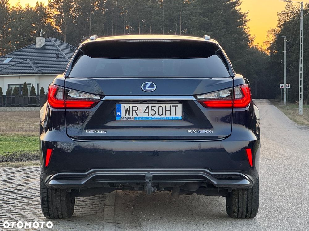 Lexus RX - 9