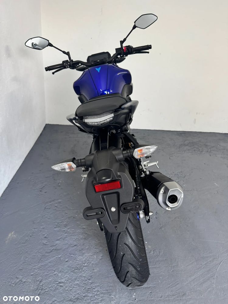 Yamaha MT - 28