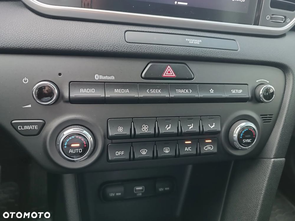 Kia Sportage - 16