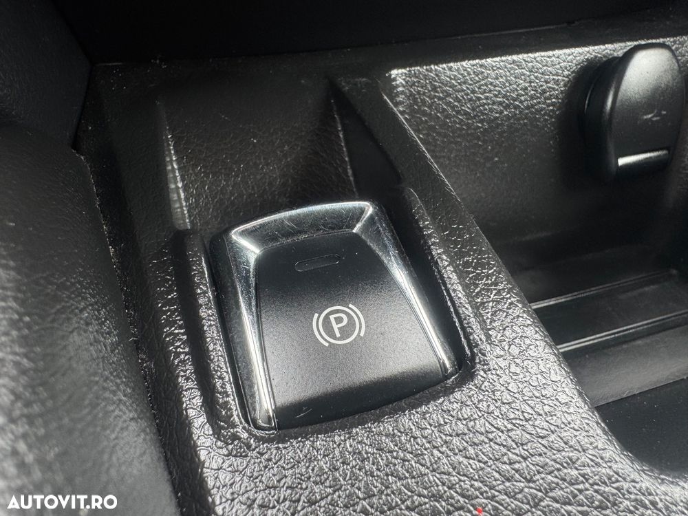 Nissan Qashqai 1.5 DCI N-Connecta - 22