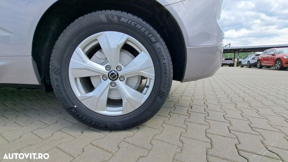 Volvo XC 60 B5 AT AWD MHEV Core - 16