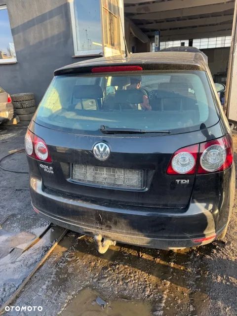 Hak holowniczy Golf V PLUS - 1