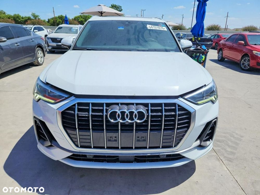 Audi Q3 45 TFSI Quattro S tronic S line - 2