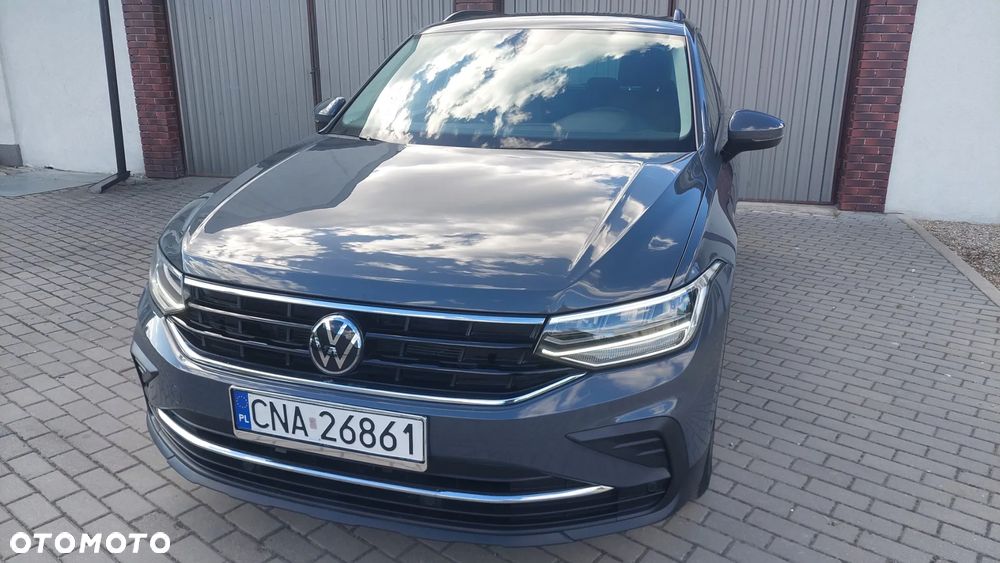Volkswagen Tiguan - 6