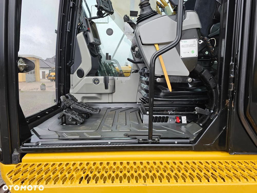 Caterpillar 330 FL - 35