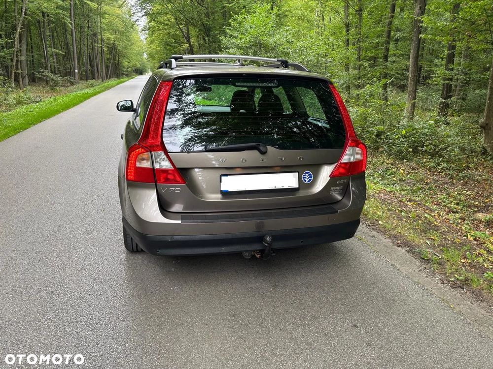 Volvo V70 2.5T Kinetic - 9
