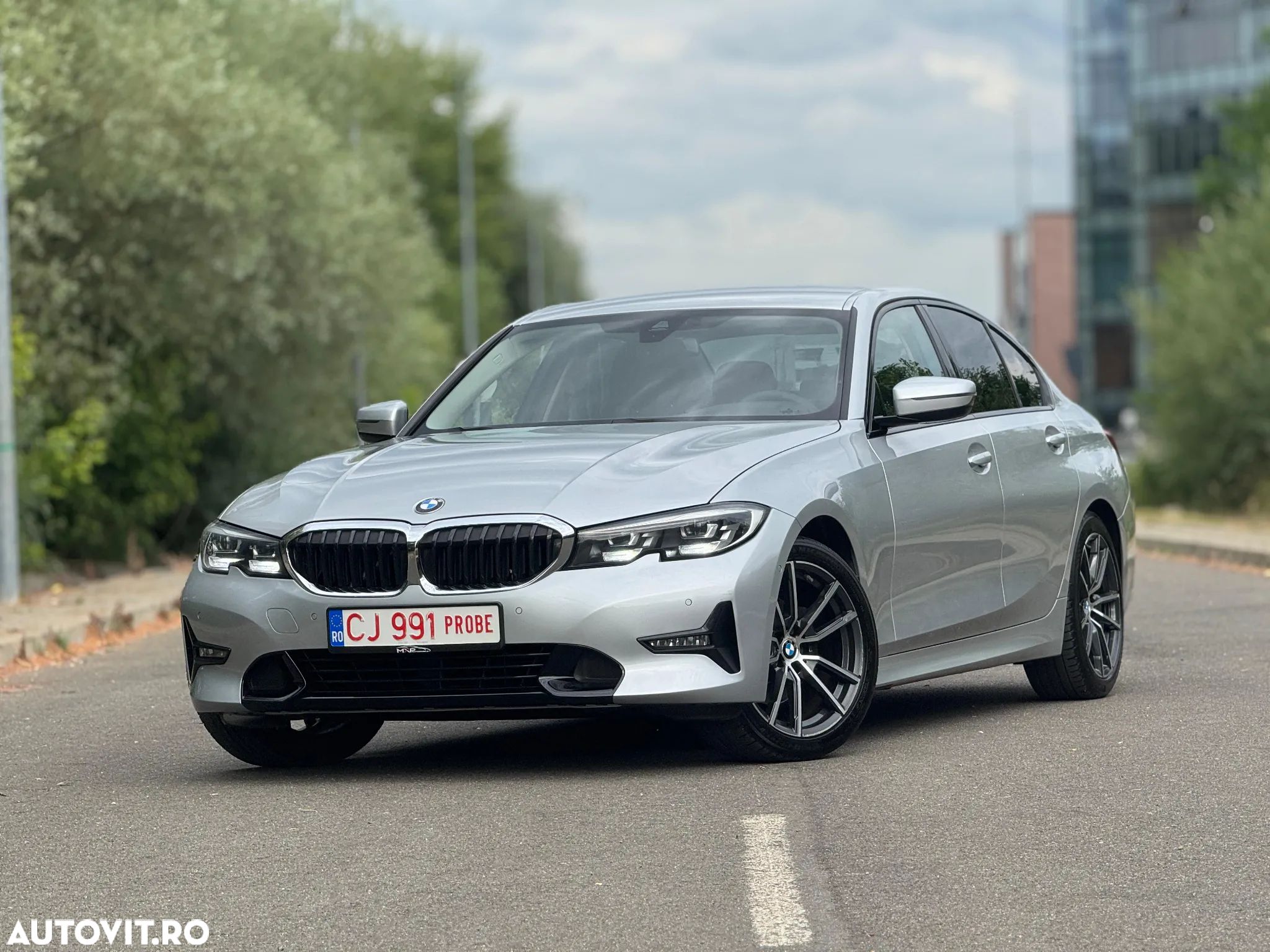BMW Seria 3 320i Aut. Sport Line - 1