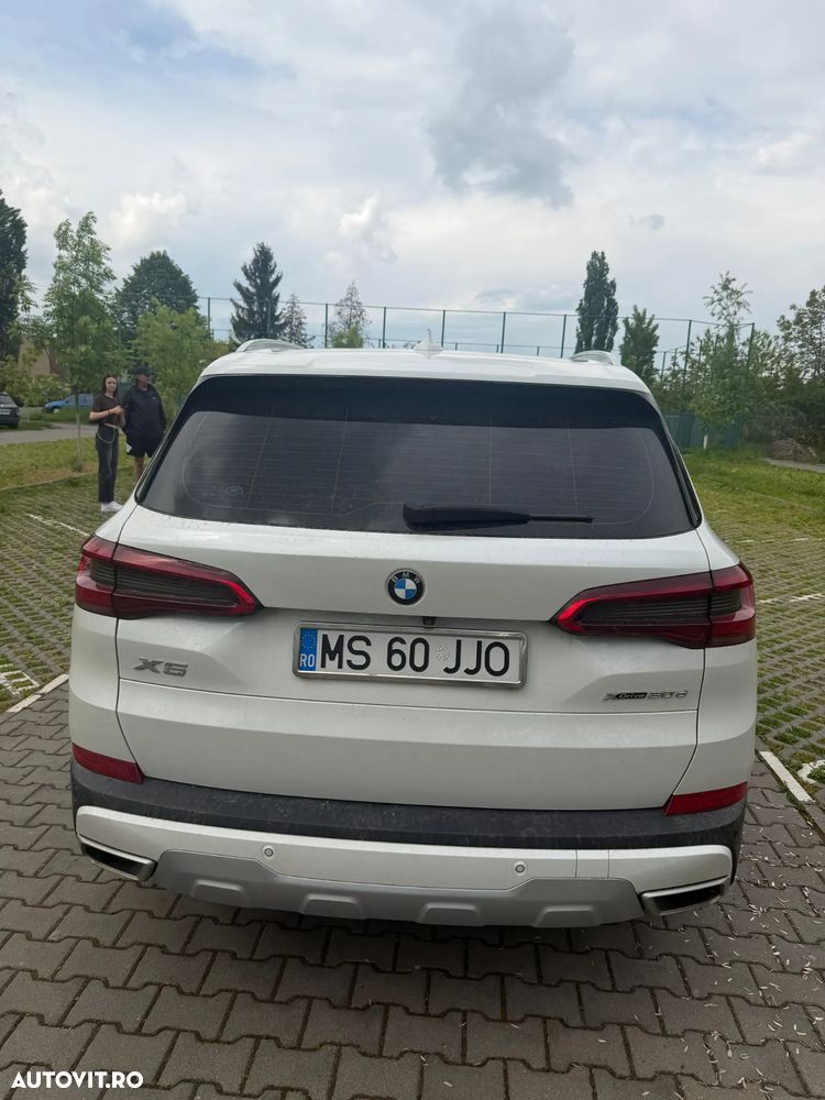 BMW X5 xDrive30d xLine - 6