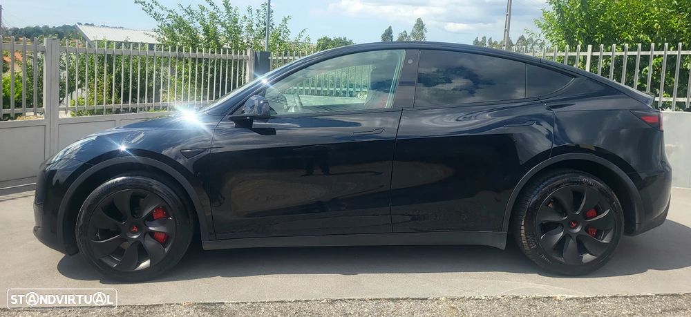 Tesla Model Y Tração Traseira - 2