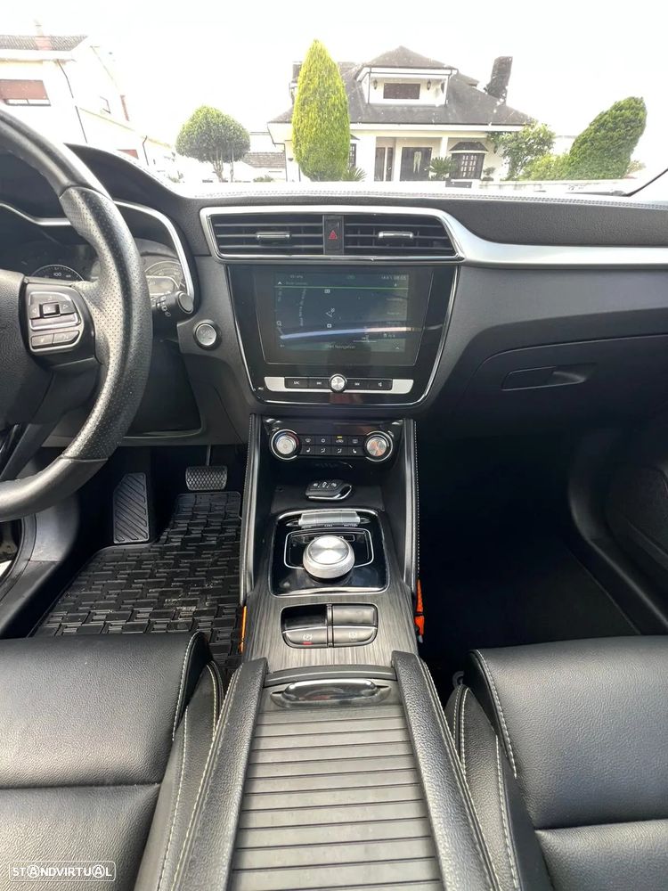 MG ZS EV Standard Luxury - 12