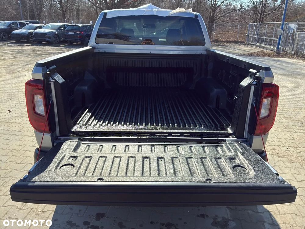 Volkswagen Amarok - 32