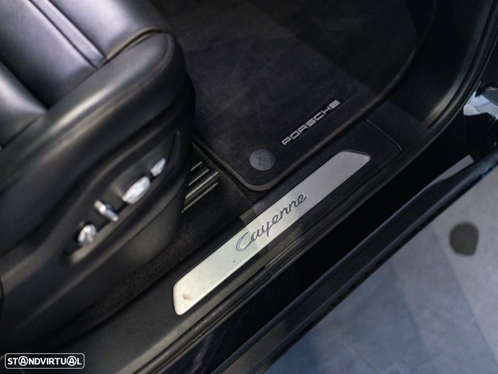 Porsche Cayenne E-Hybrid - 46
