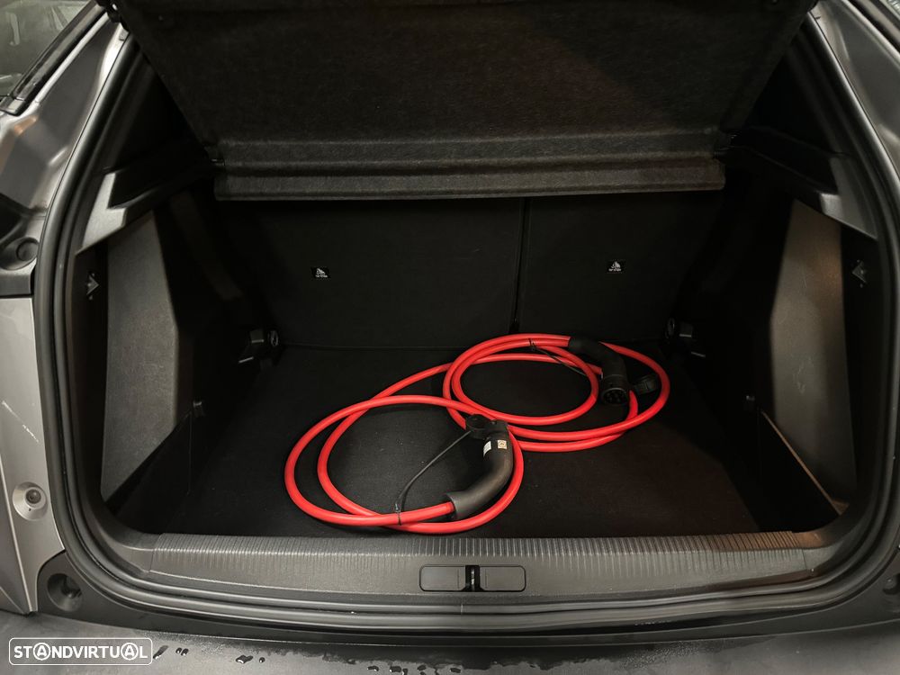 Peugeot e-2008 50 kWh Allure Pack - 26