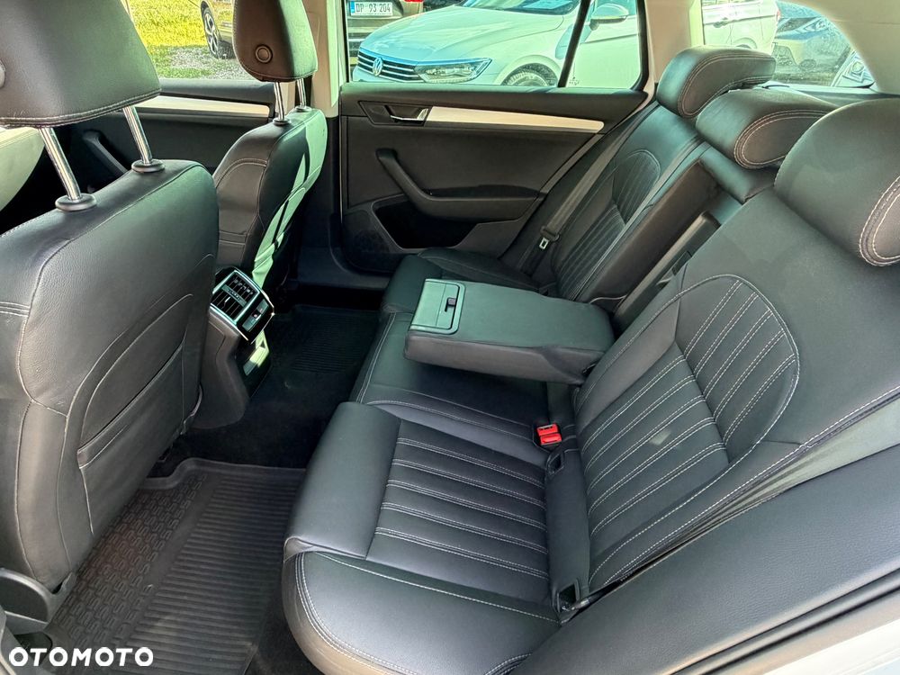 Skoda Superb 1.4 TSI ACT Sportline DSG - 7