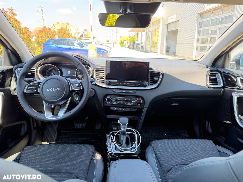 Kia XCeed 1.6 T-GDI 7DCT Style - 3