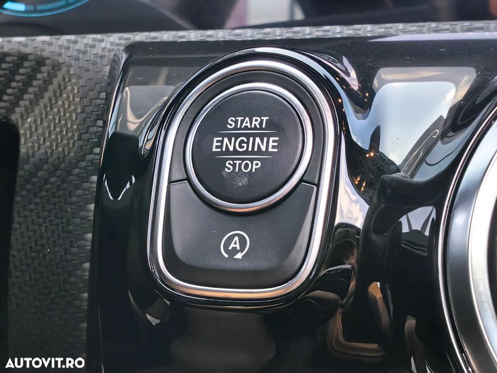 Mercedes-Benz A 180 d Sedan 8G-DCT - 31