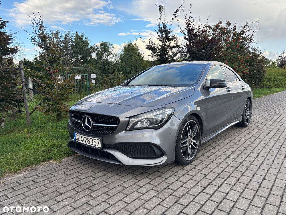 Mercedes-Benz CLA 200 7G-DCT AMG Line - 1