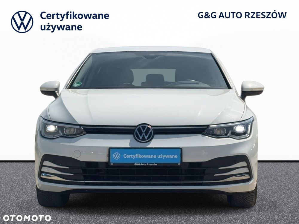 Volkswagen Golf - 6