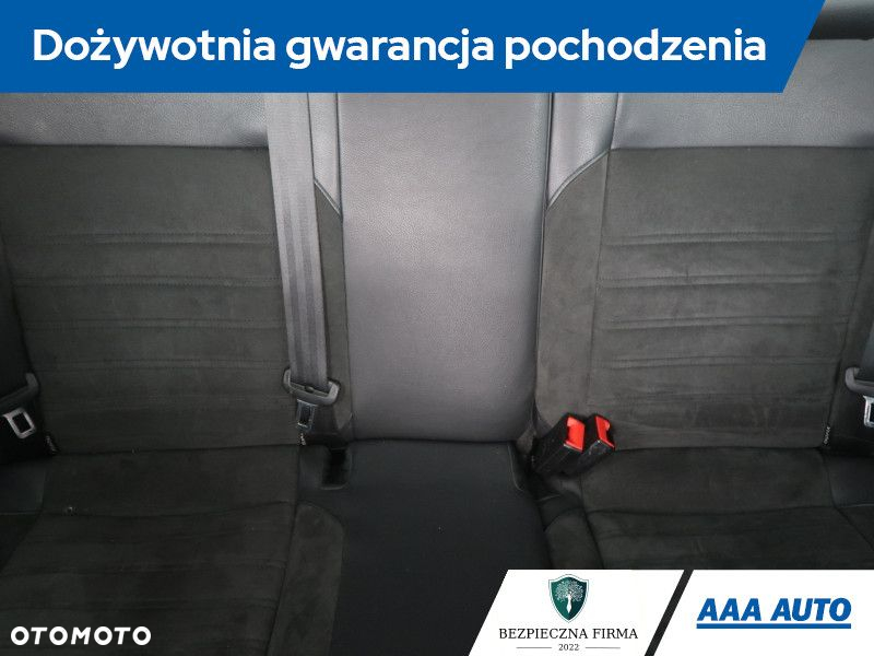 Volkswagen Polo - 11