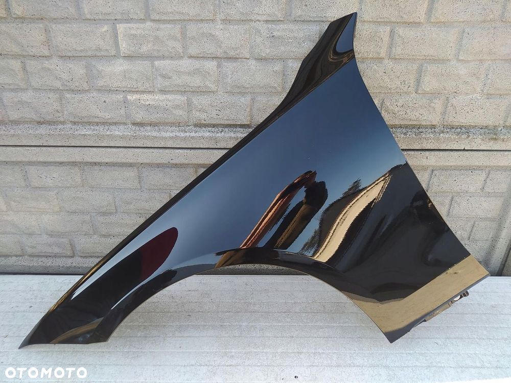 MERCEDES W223 W 223 S KLASA BŁOTNIK PRZEDNI LEWY - 1