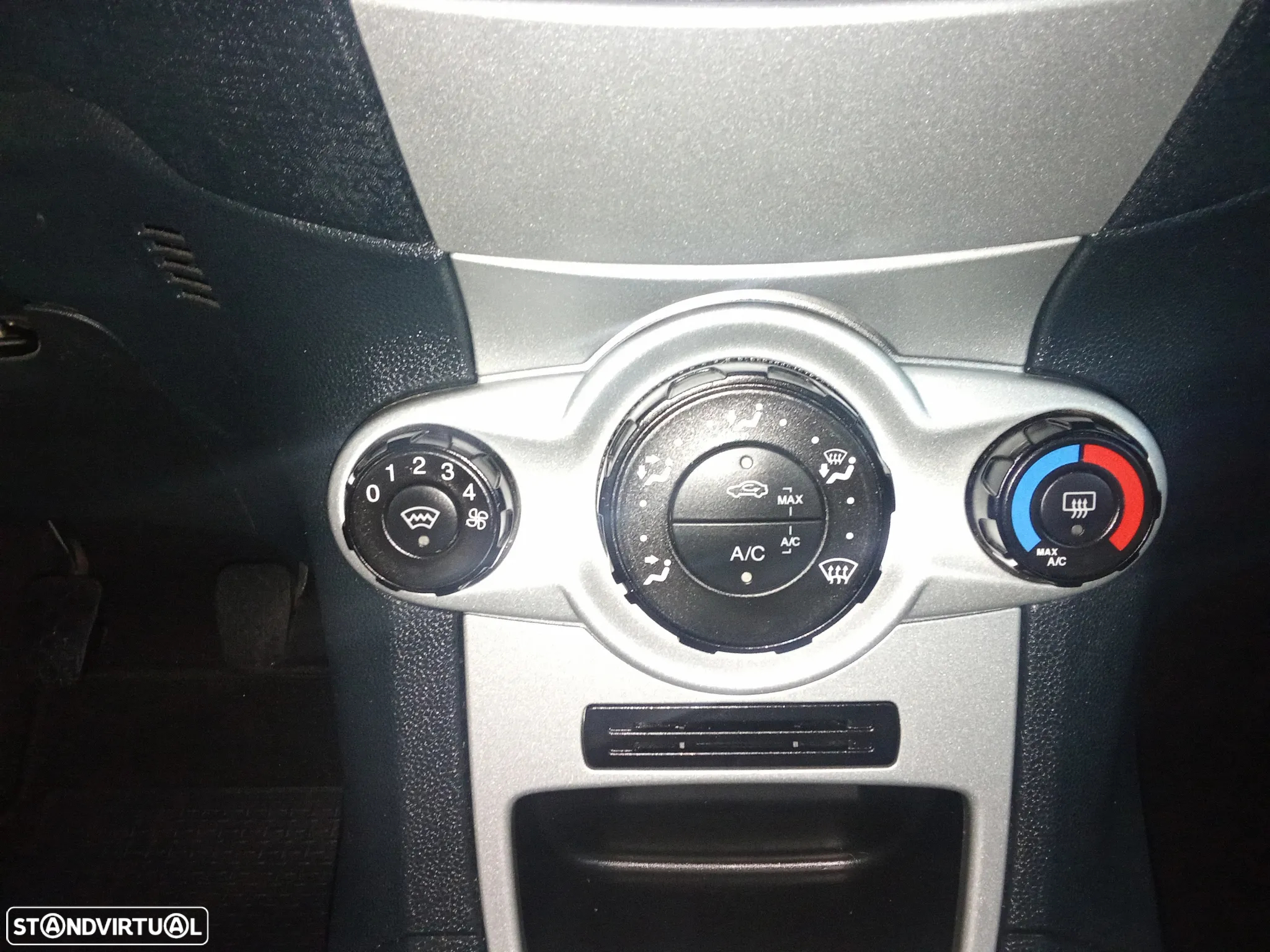 Ford Fiesta 1.25 Champions Edition - 8