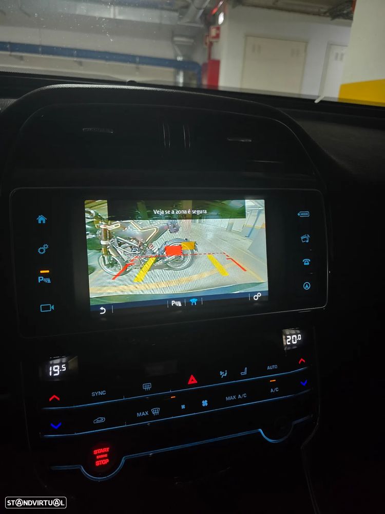 Jaguar XE E-Performance Aut. R-Sport - 5