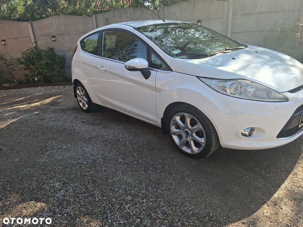 Ford Fiesta 1.25 Ambiente - 1