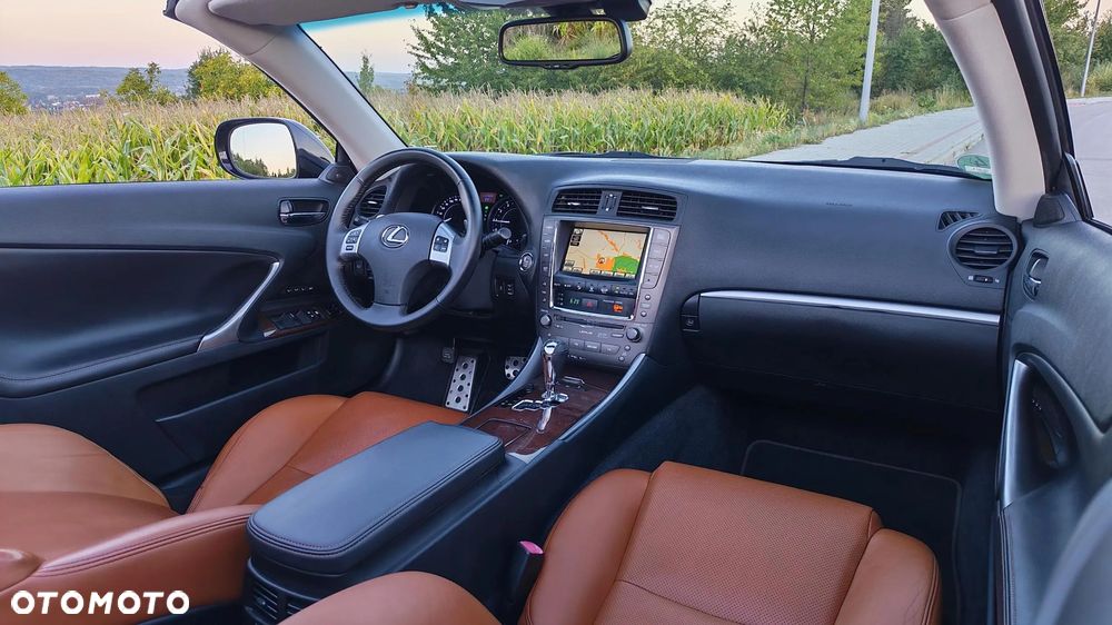 Lexus IS 250 Luxury Line - 28